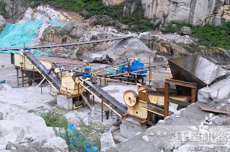 鵝卵石加工生產線作業現場 鵝卵石加工生產線作業現場