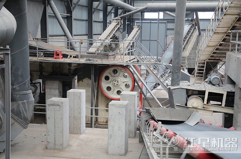 江蘇螢石破碎生產現場實拍