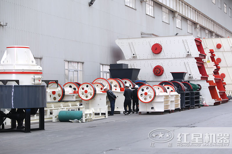 顎式破碎機生產(chǎn)車間 顎式破碎機生產(chǎn)車間