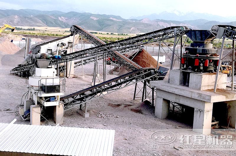 花崗巖生產(chǎn)線現(xiàn)場,圓錐破和制砂機(jī) 花崗巖生產(chǎn)線現(xiàn)場,圓錐破和制砂機(jī)