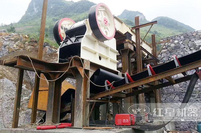 石料破碎機作業 石料破碎機作業