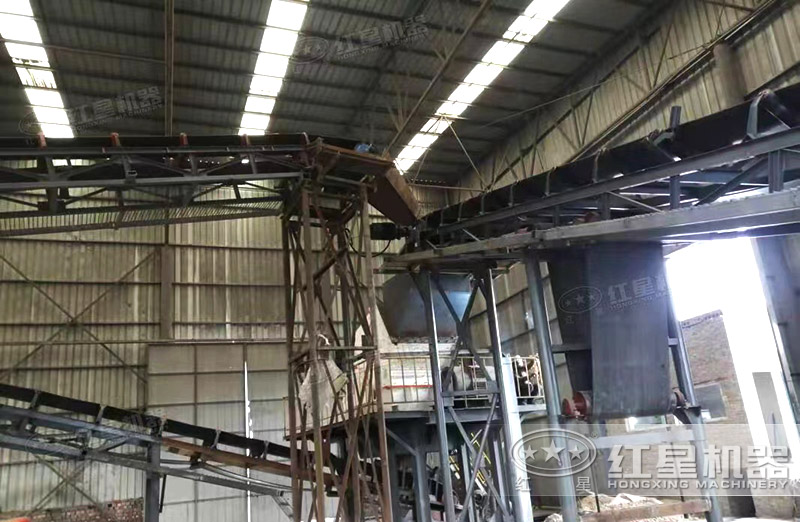 >時產300噸青石制砂生產線-反擊破 >時產300噸青石制砂生產線-反擊破