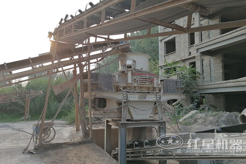 紅星機(jī)器河卵石制砂機(jī)客戶制砂現(xiàn)場 紅星機(jī)器河卵石制砂機(jī)客戶制砂現(xiàn)場